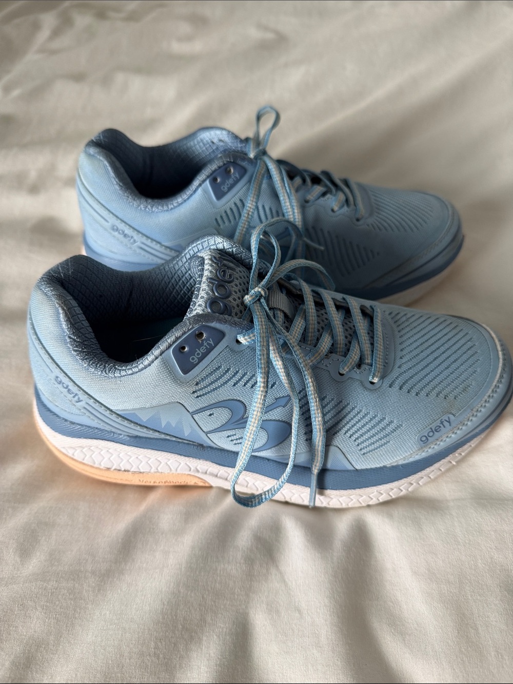 GDEFY by Gravity Defyer Mighty Walk Sneakers Size 6 Blue Women’s